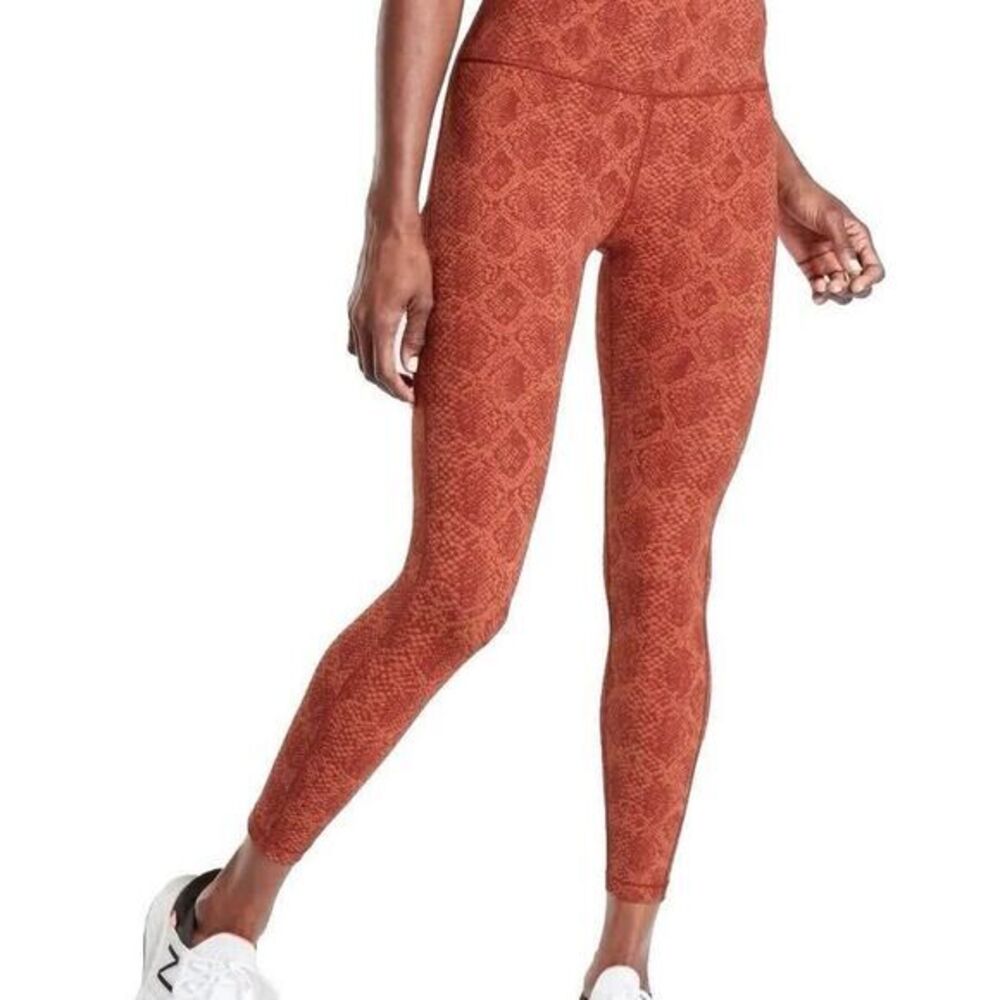 Athleta ULTIMATE STASH POCKET SNAKE 7/8 TIGHT Size Medium